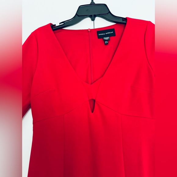 Donna Morgan Maggy keyhole long sleeves sheath dress cherry red US 6 Small - Picture 11 of 12